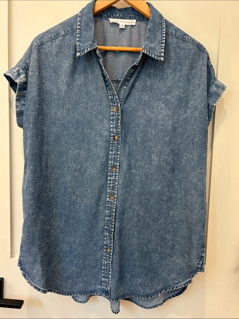 Jane and Delancey Washed Blue Denim Short Sleeve Button-Down - Picture 5 of 11